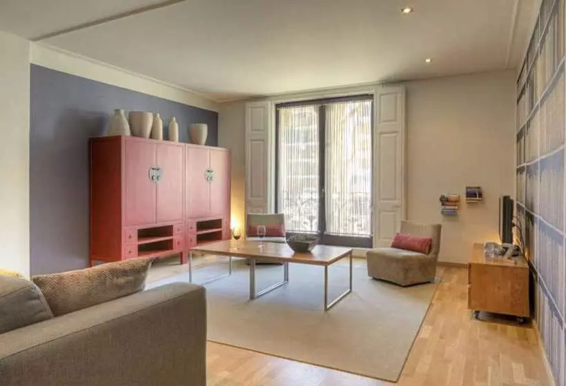 Apartments Sixtyfour desde 166€: escapadinha em Espanha baratos
