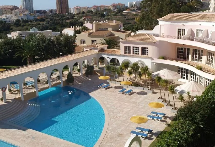Clube Vilarosa desde 28€: escapadinha em Praia da Rocha