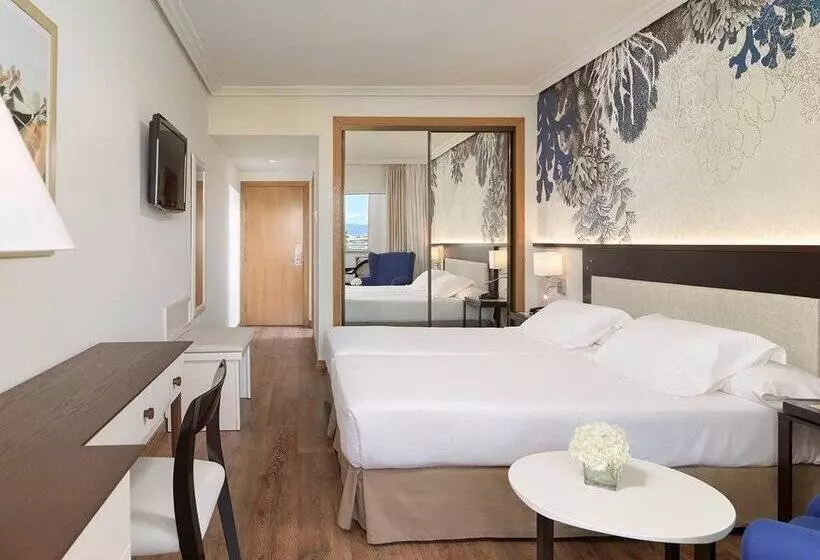 H10 Salauris Palace desde 33€: escapadinha em Tarragona