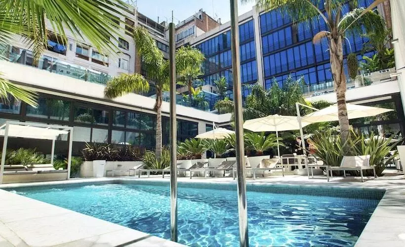 Indigo Barcelona Plaza Catalunya 4sup, An Ihg desde 73€