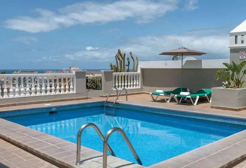 Marte desde 23€: descanso em Puerto de la Cruz