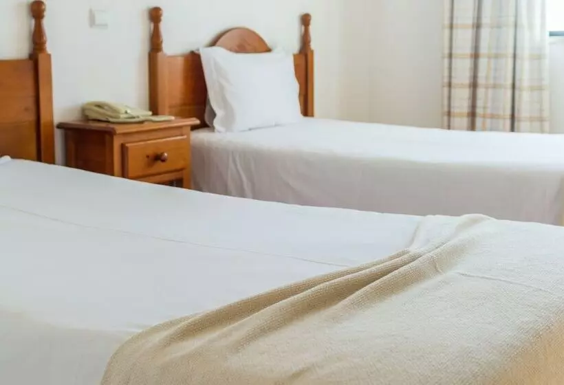 Mirachoro Portimao desde 15€: escapadinha em Hotéis baratos em Portimão