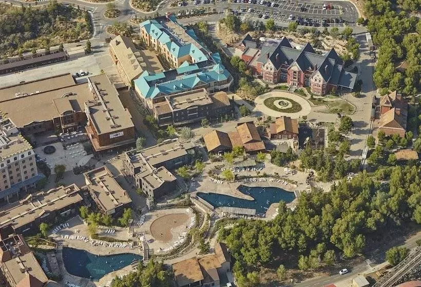 Portaventura Gold River desde 52€: férias em Salou