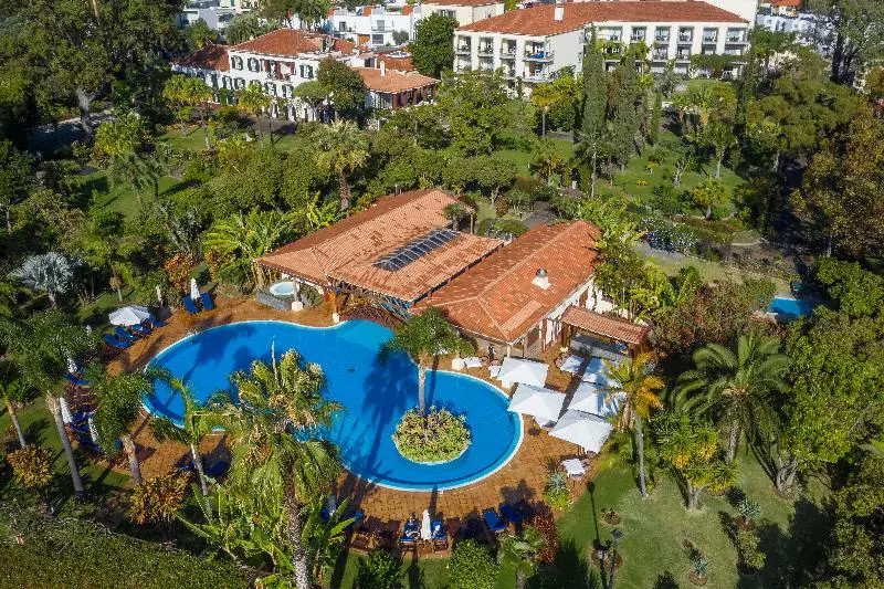 Quinta Jardins Do Lago desde 129€: fugir para Madeira, Portugal