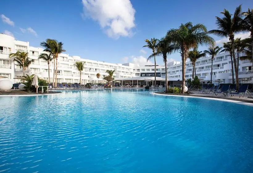 Hipotels La Geria desde 58€: escapadinha em Puerto del Carmen