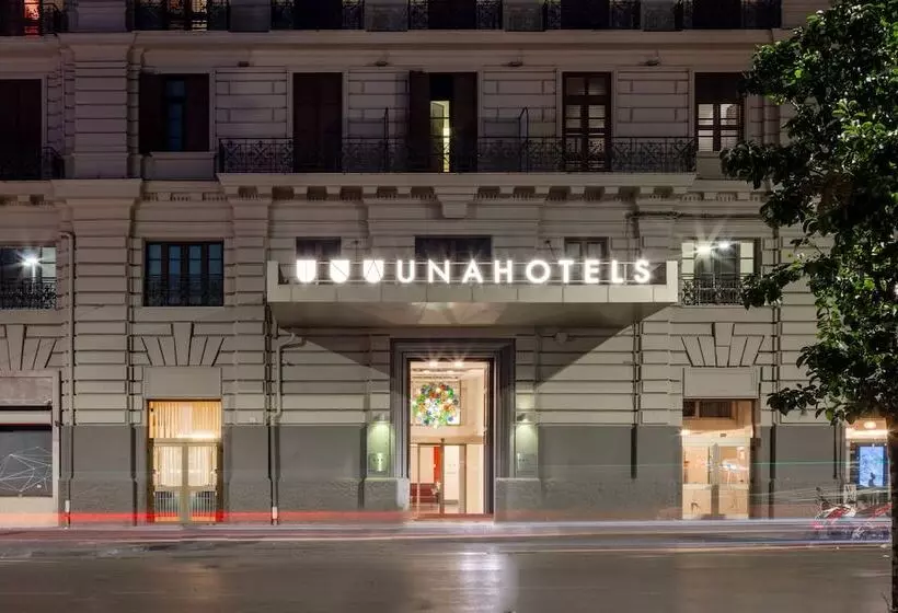Unahotels Napoli desde 46€: pausa em Nápoles