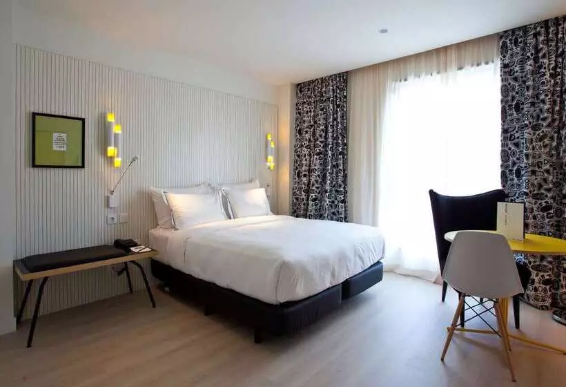 Vincci Bit desde 18€: férias em Barcelona