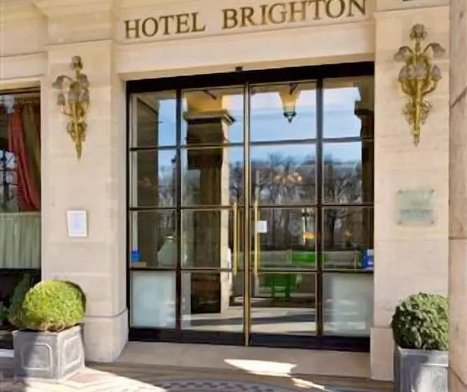 Brighton Esprit De France desde 213€: férias em Paris