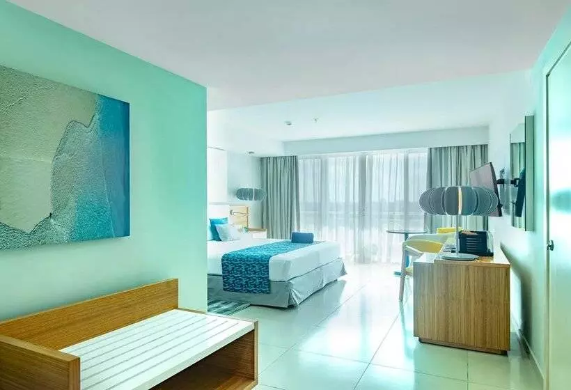 Grand Aston Varadero Beach Resort desde 25€: fugir para Cuba
