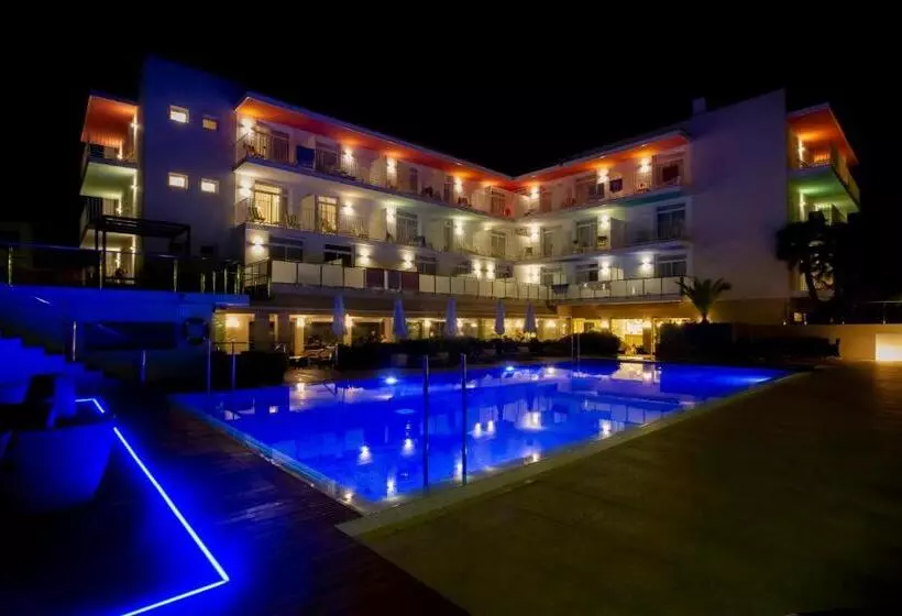 Ibersol Antemare – Adults Only desde 27€: pausa em Costa