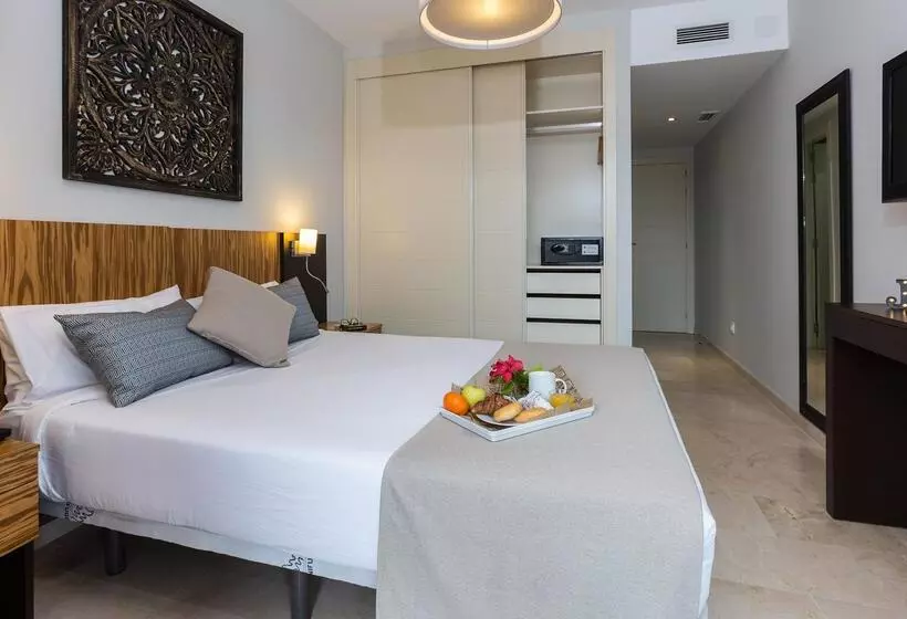 Ona Valle Romano Golf & Resort desde 24€: descanso em Estepona