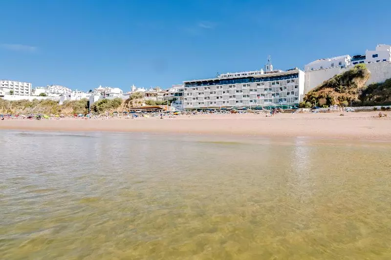 Sol e Mar Albufeira – Adults Only desde 42€: hotel em Albufeira